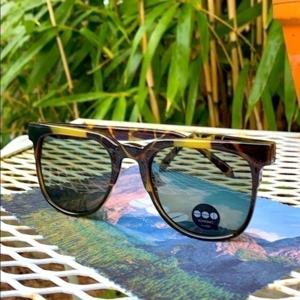 KOMONO Riviera Green Tortoise Sunglasses NEW - Picture 14 of 16